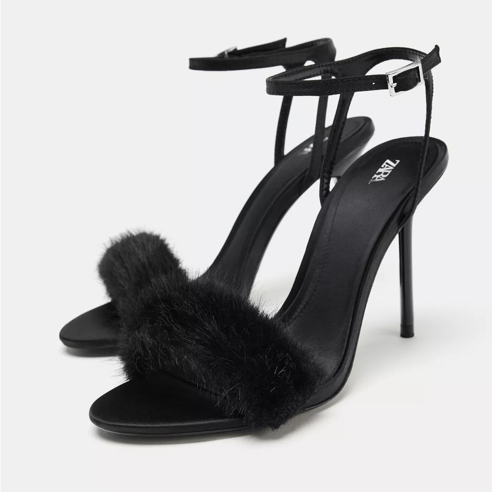 ZARA FAUX FUR STRAP HEELED SANDALS